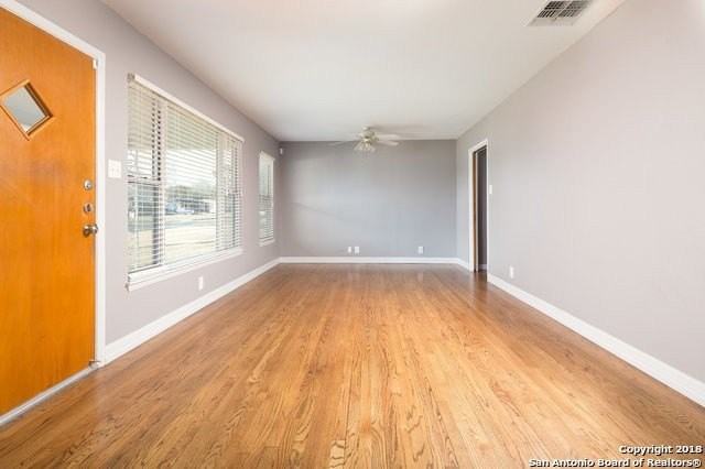 303 Schmeltzer Ln - Photo 4 of 19