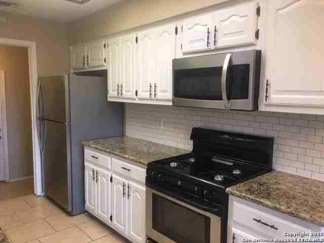 7926 Rugged Rdg - Photo 2 of 11