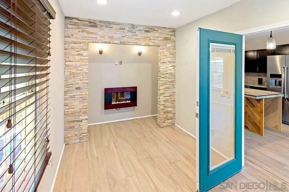 2621 L St - Photo 7 of 17