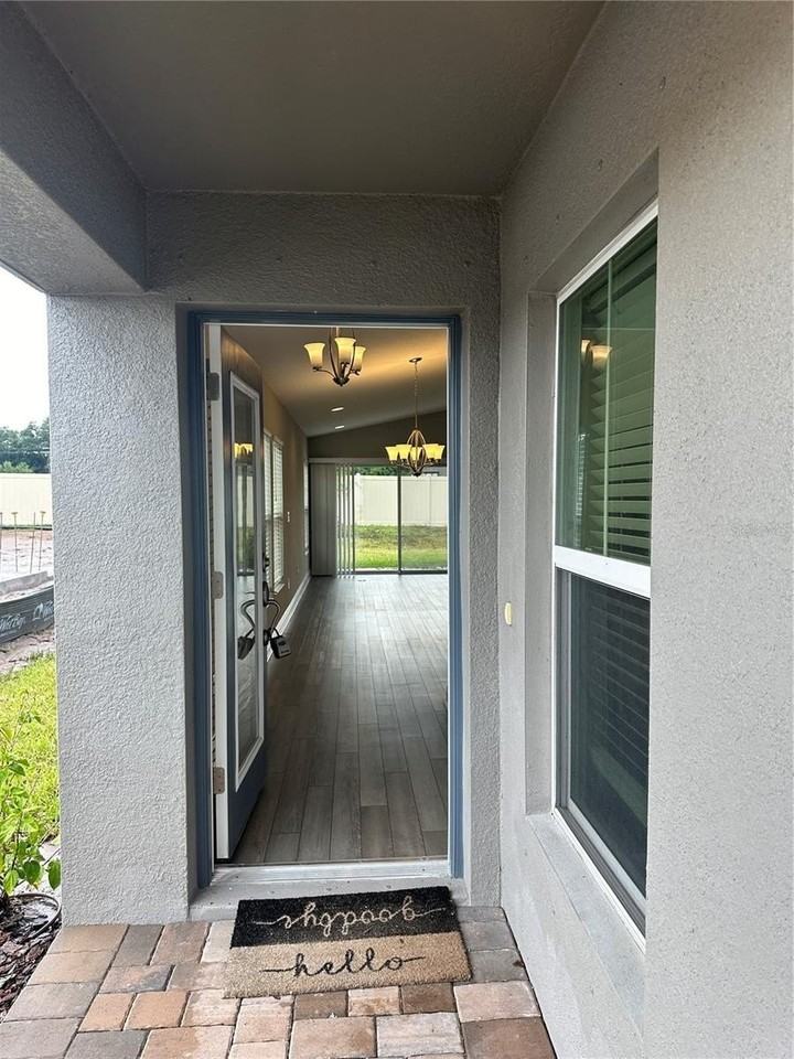 12569 Oak Hill Way - Photo 2 of 28