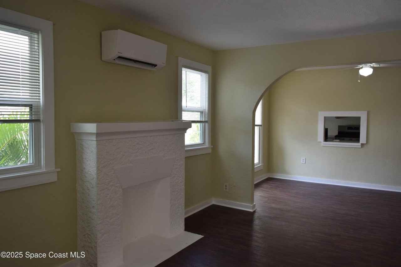 658 Young St Apt 4 - Photo 7 of 15