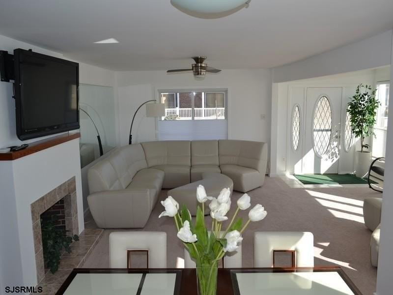 110 S Richards Ave - Photo 6 of 25