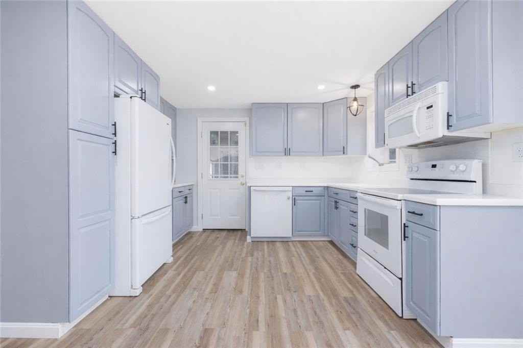 4 Longmeadow Ave - Photo 2 of 34