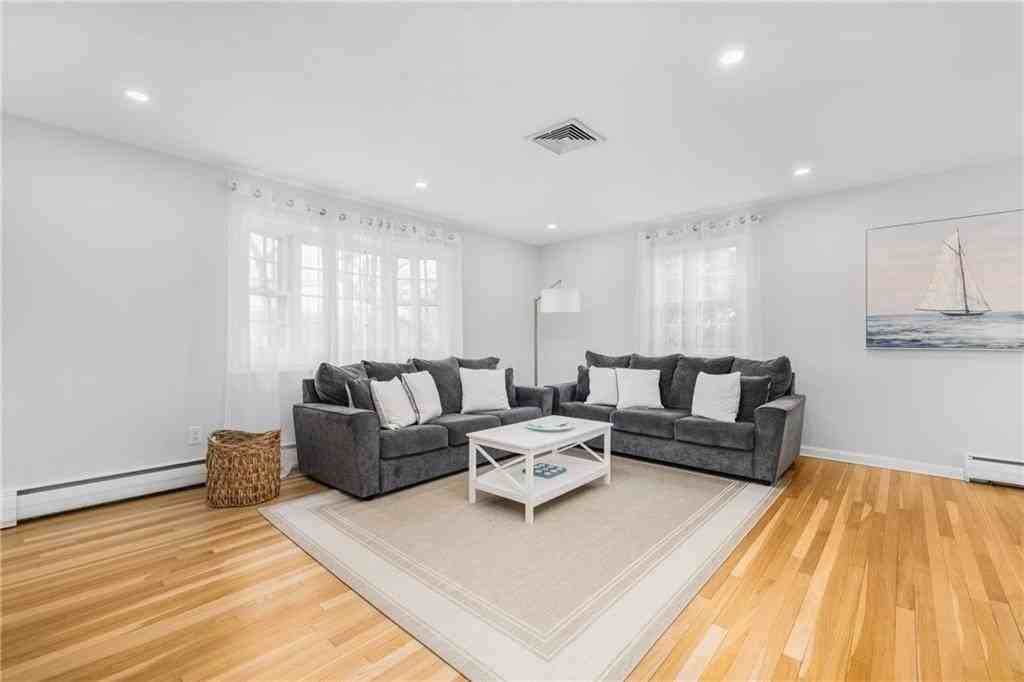 384 Valley Rd - Photo 7 of 46