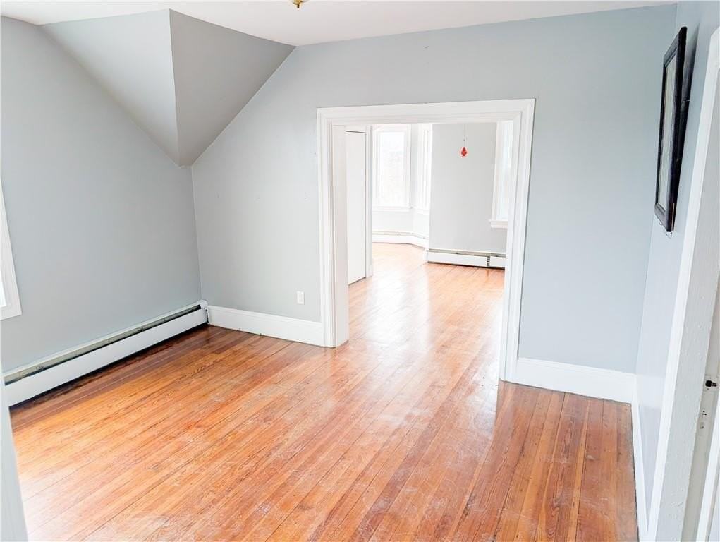 53 Bancroft St #3 - Photo 5 of 9
