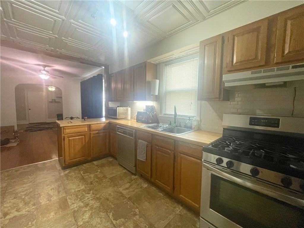 1005 Narragansett Blvd Unit 1 - Photo 4 of 9