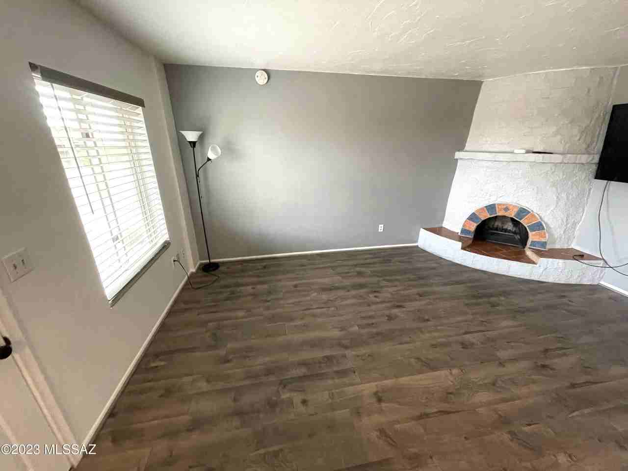 1865 W La Osa St - Photo 2 of 12