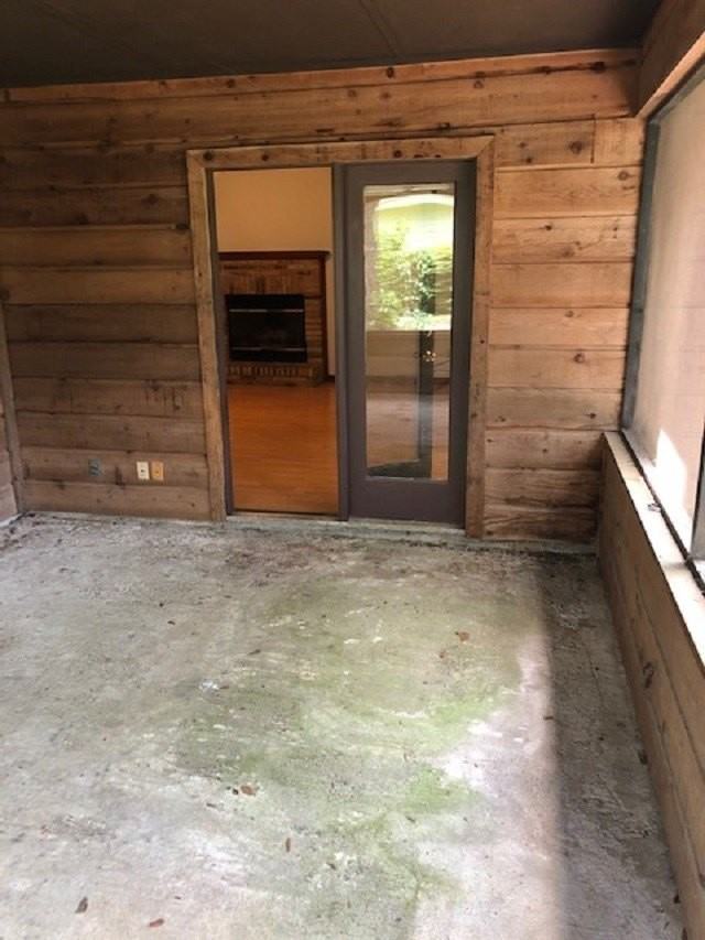 1240 Blockford Ct W - Photo 5 of 11