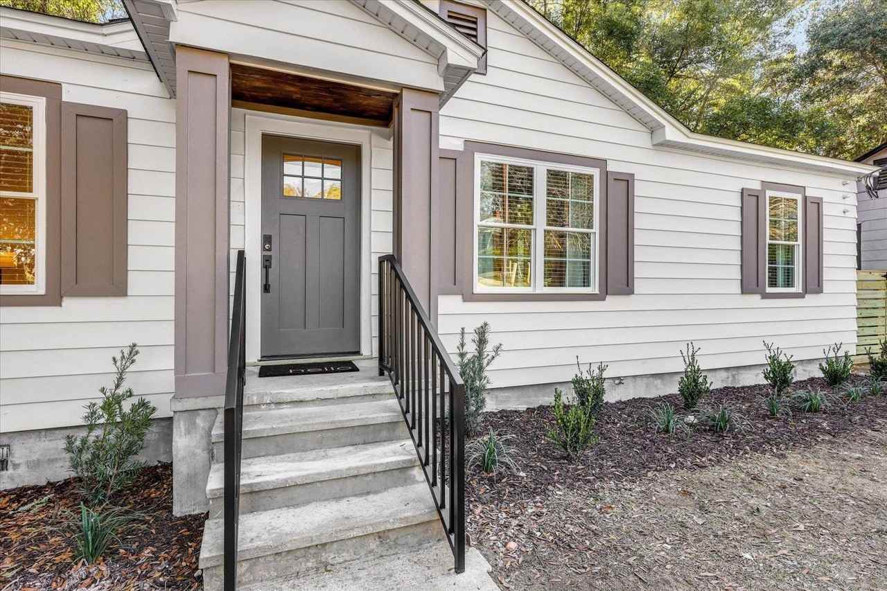 643 W 8th Ave - Photo 4 of 45