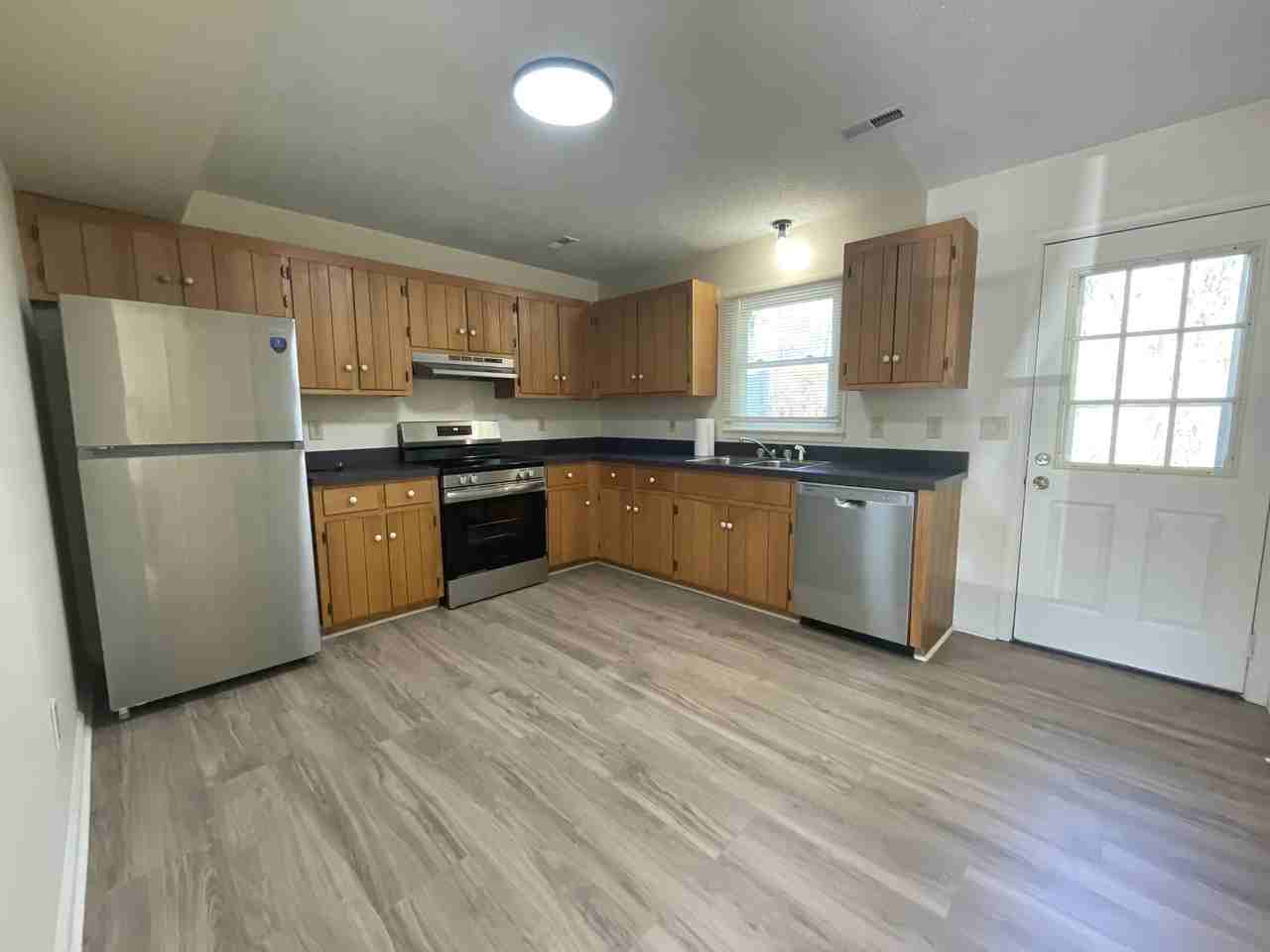 156 Cedar Crest Dr #1 - Photo 3 of 10