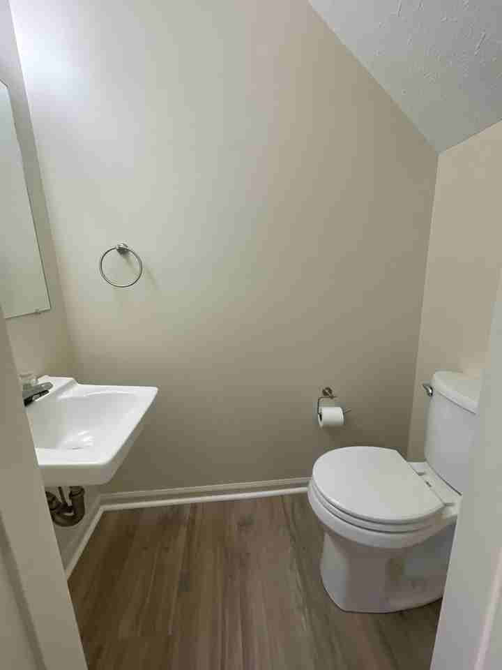 156 Cedar Crest Dr #1 - Photo 5 of 10