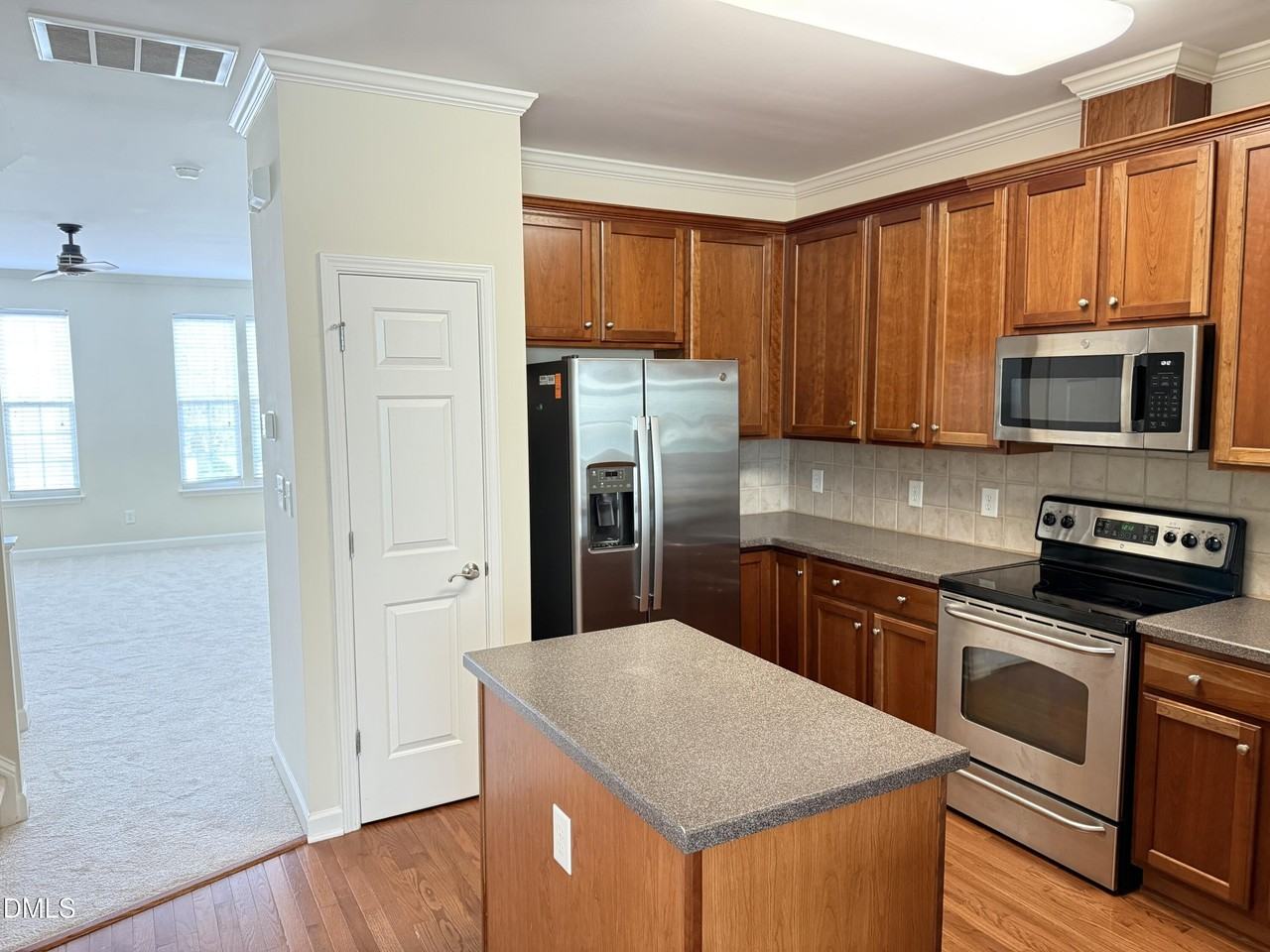 247 Grenoch Valley Ln - Photo 6 of 26