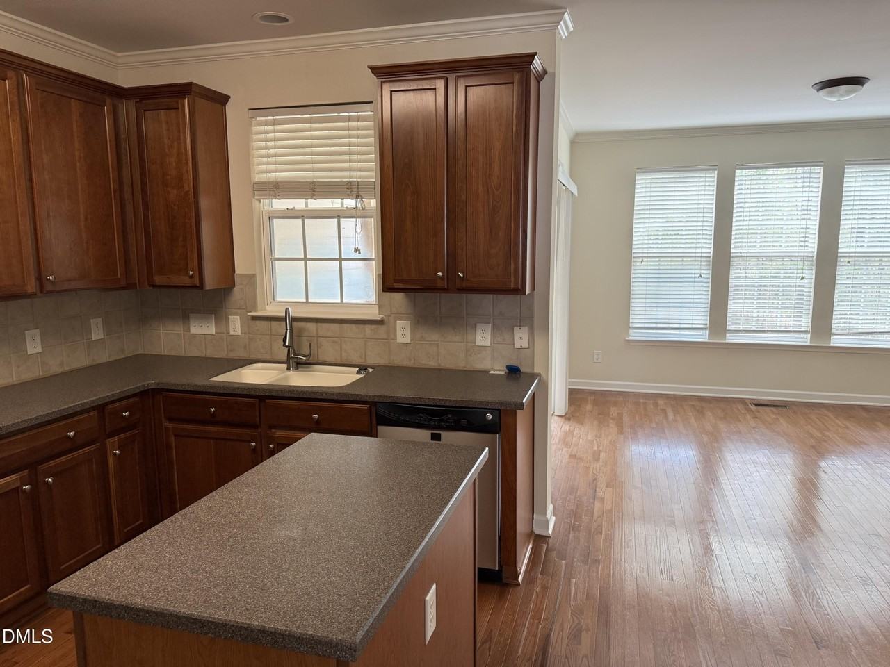 247 Grenoch Valley Ln - Photo 7 of 26