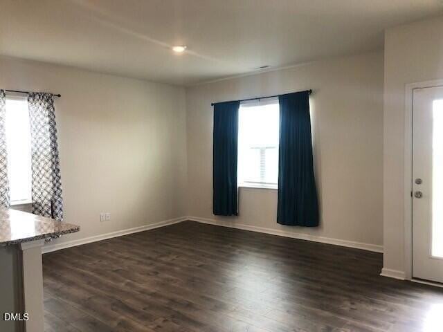 527 Belgian Red Way - Photo 4 of 17