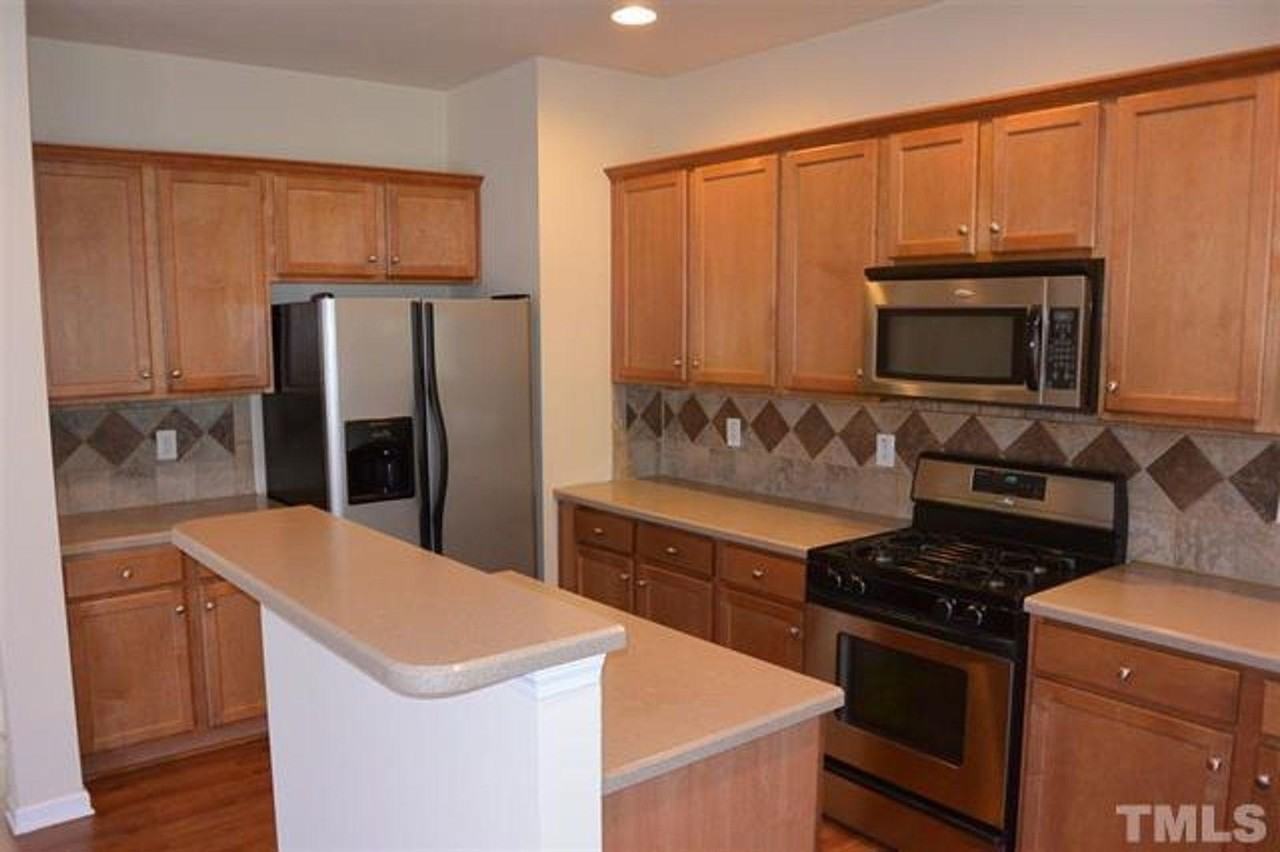 712 Callay Hill Way - Photo 4 of 18