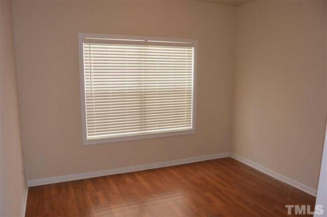 712 Callay Hill Way - Photo 7 of 18