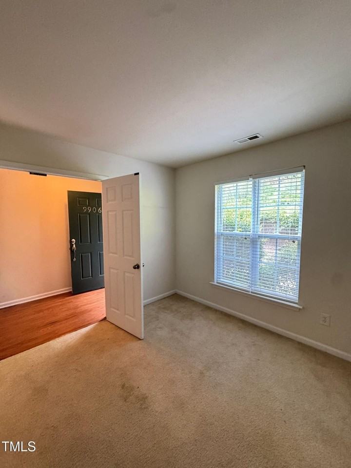 9906 Jerome Ct - Photo 3 of 26