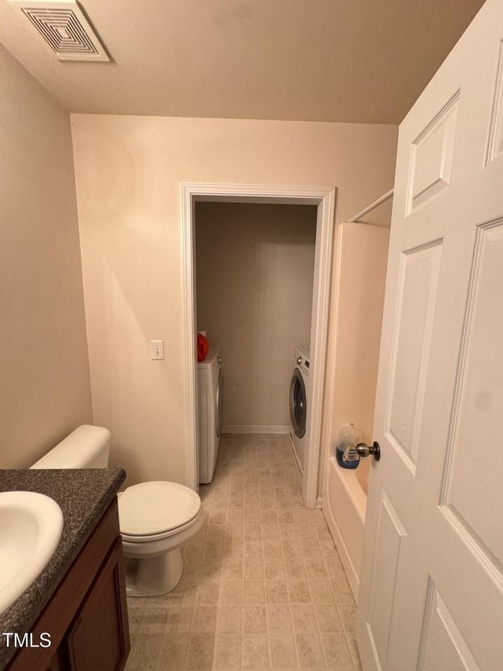 9906 Jerome Ct - Photo 4 of 26