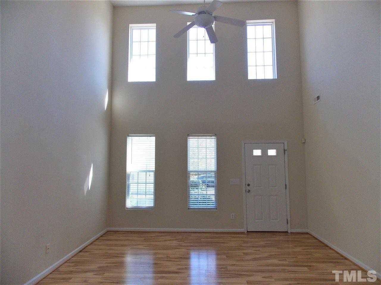 430 Plank Bridge Way - Photo 4 of 26