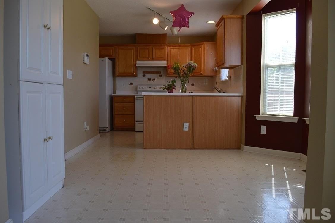 2306 Nutting Ln - Photo 7 of 28