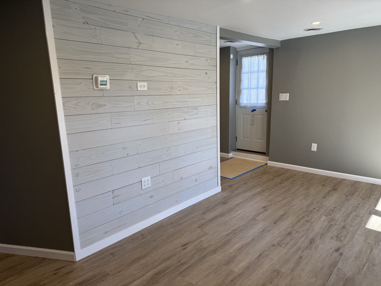 2126 State Route 17k - Photo 4 of 10