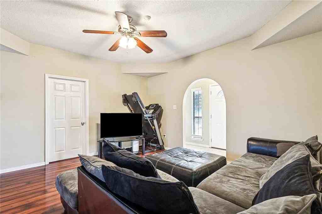 42268 Will E Wright Jr Dr - Photo 4 of 16