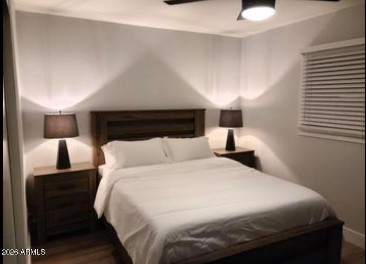 936 E Hermosa Dr - Photo 6 of 10