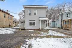 262 W 4th St S - Photo 1 of 1