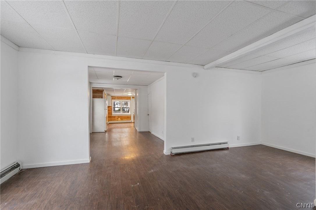 262 W 4th St S - Photo 4 of 15
