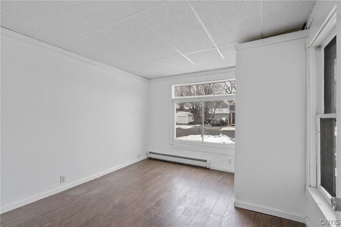 262 W 4th St S - Photo 6 of 15