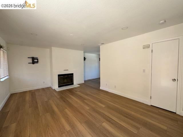 2283 Renwick Ln - Photo 4 of 15