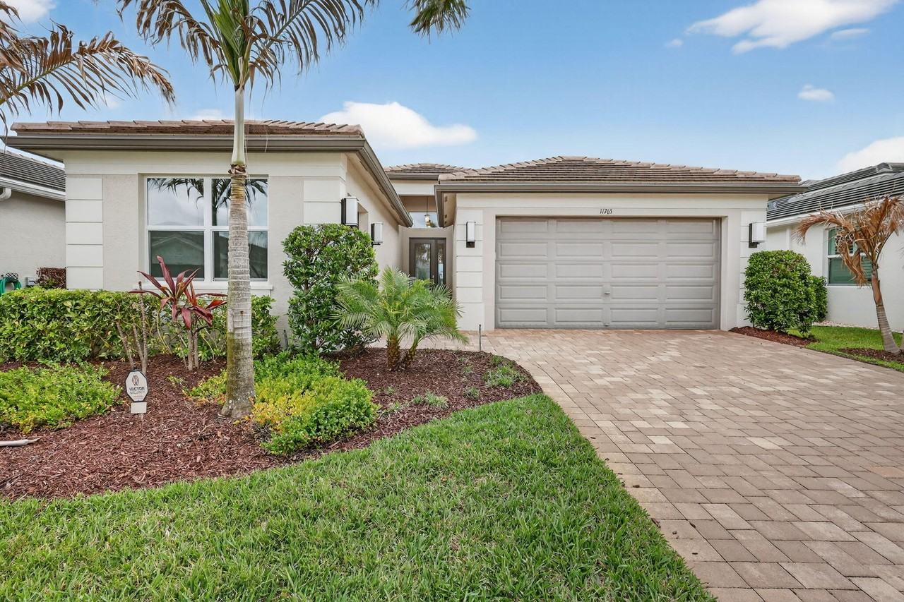 11765 Sw Poseidon Way - Photo 2 of 50
