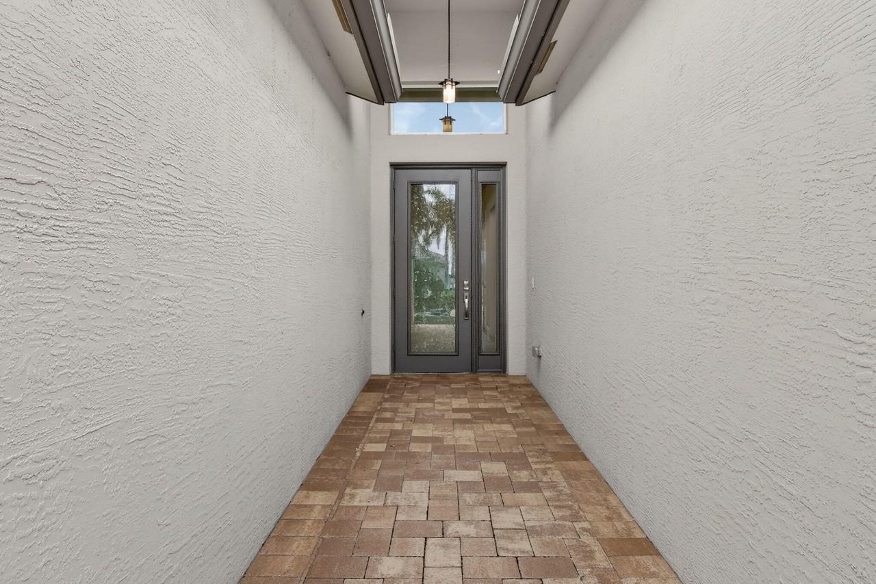 11765 Sw Poseidon Way - Photo 5 of 50