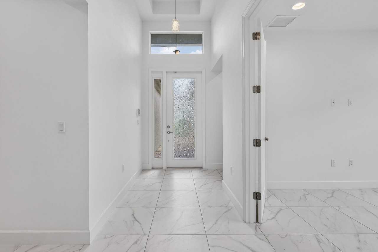 11765 Sw Poseidon Way - Photo 6 of 50