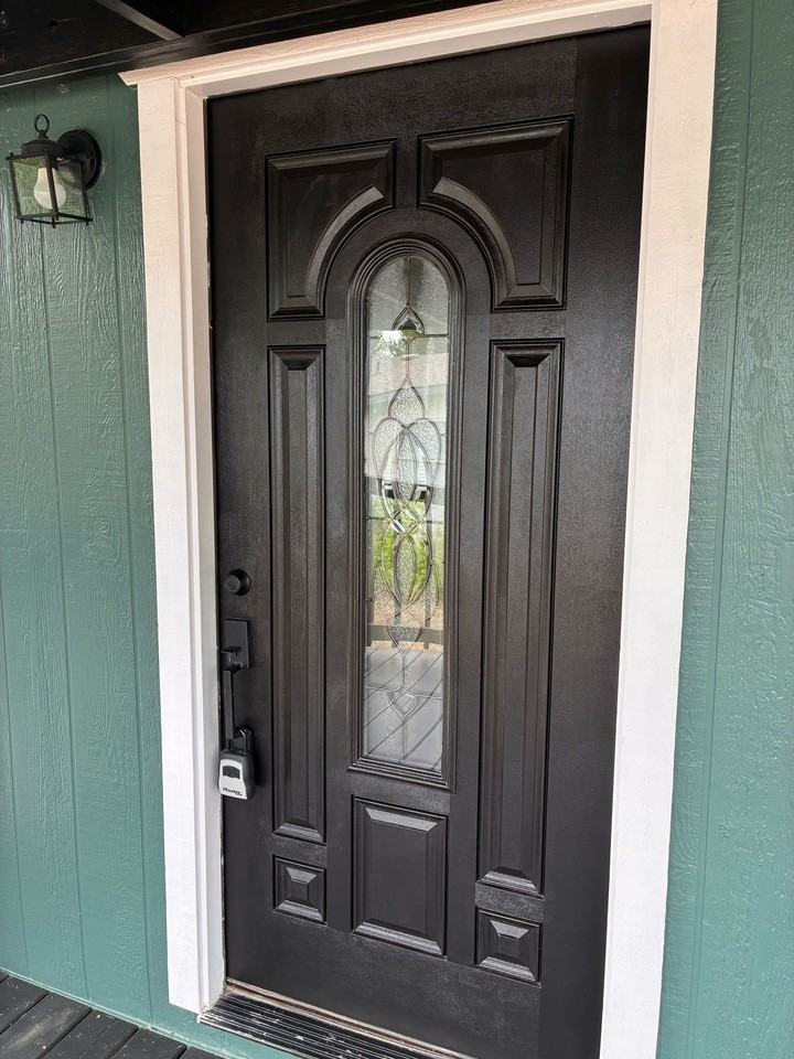 1403 Darold Dr - Photo 4 of 34