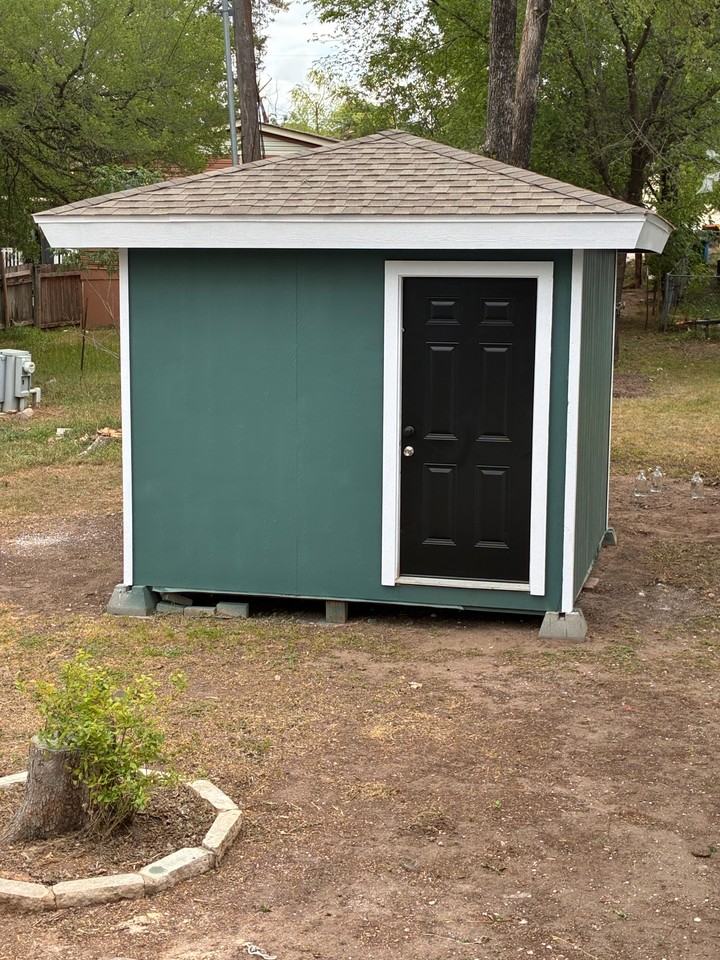 1403 Darold Dr - Photo 6 of 34