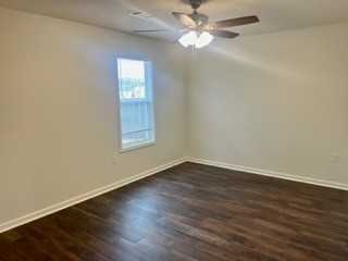 2408 Boydston St #B - Photo 3 of 9