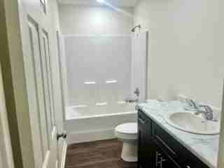 2408 Boydston St #B - Photo 4 of 9