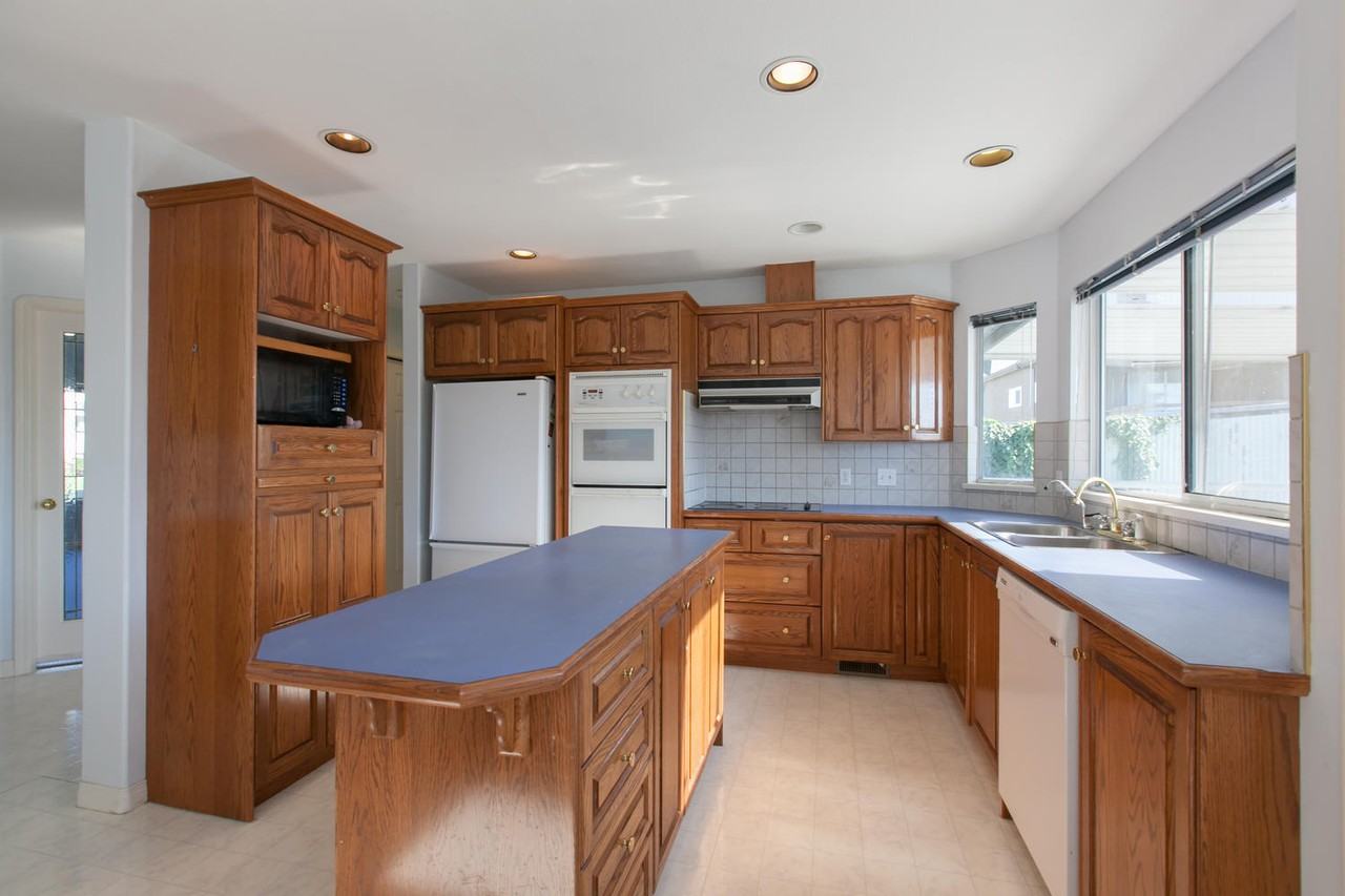 4864 Watling Street ##c - Photo 7 of 7