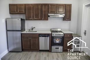 6930 N Greenview Ave #506 - Photo 1 of 1