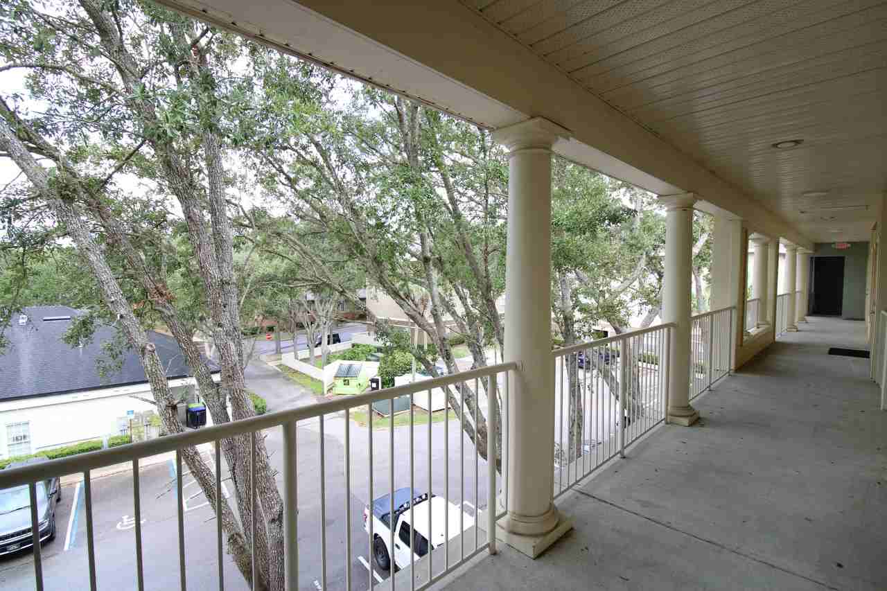 9158 Southwest 51st Road - J303Unit J-303 #J303 - Photo 2 of 29