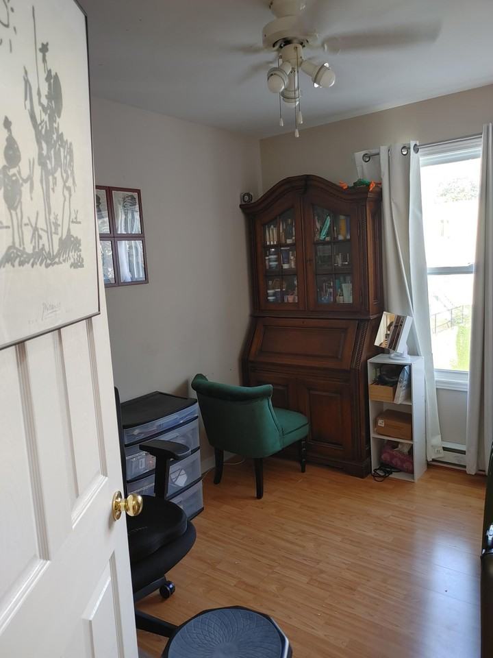 190 Rue Champlain #B - Photo 3 of 7