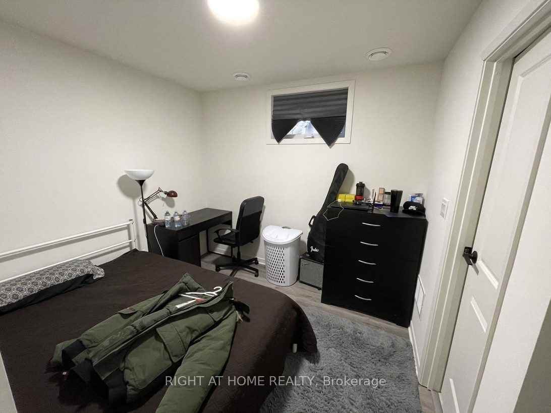 1258 Broadview Avenue #1 - Photo 6 of 7