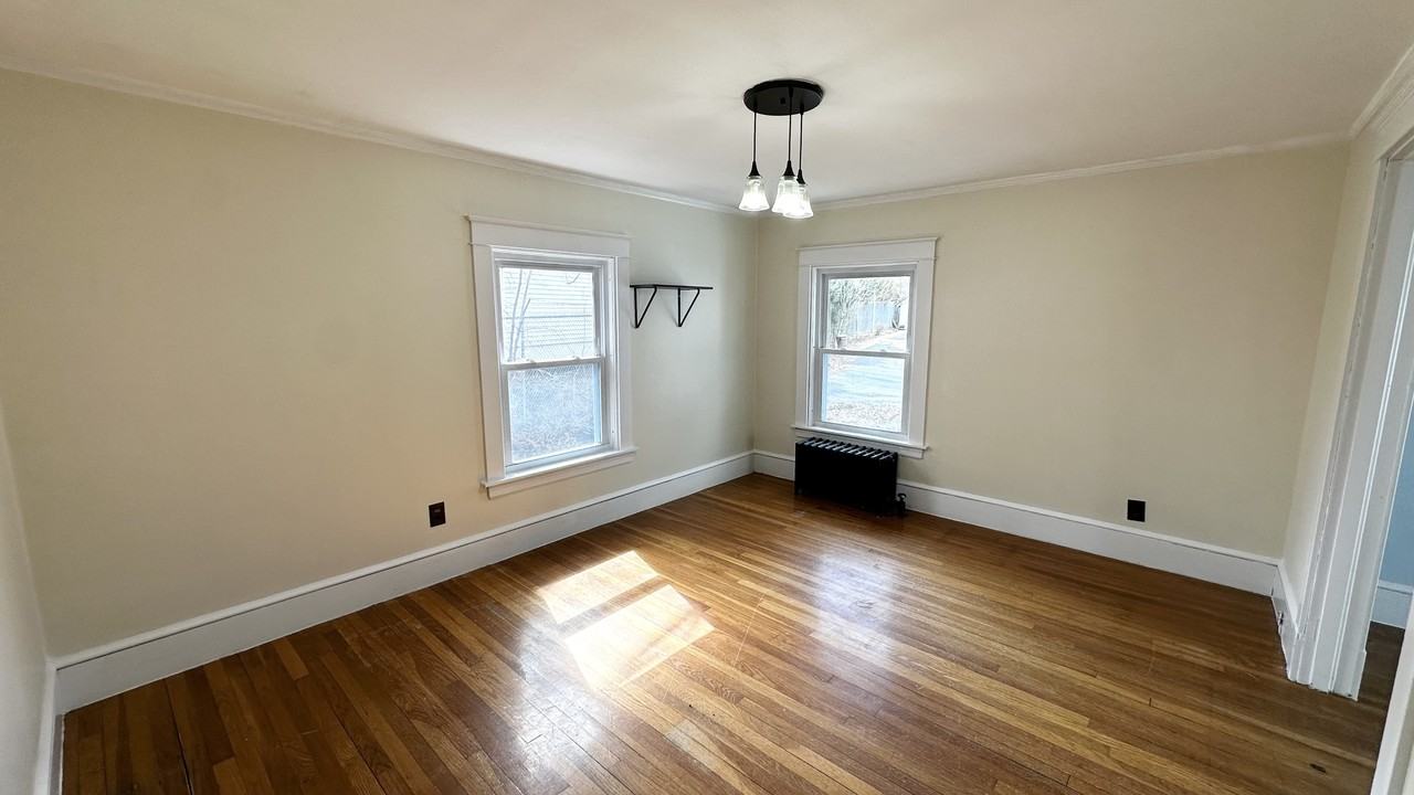 24 Stone St #1 - Photo 4 of 13