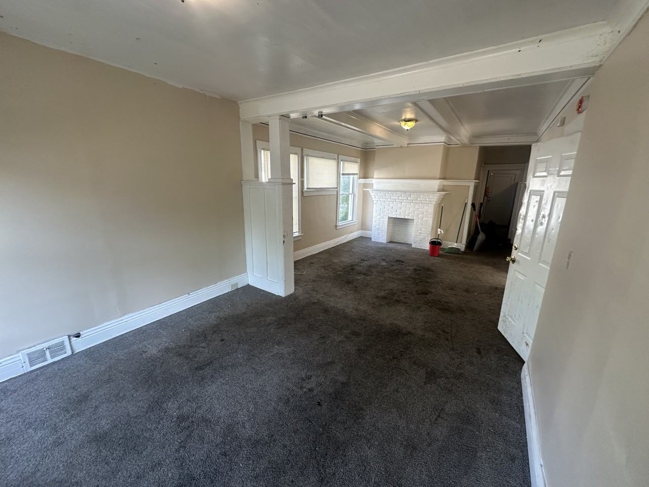 91 Englewood Ave #1 - Photo 5 of 8