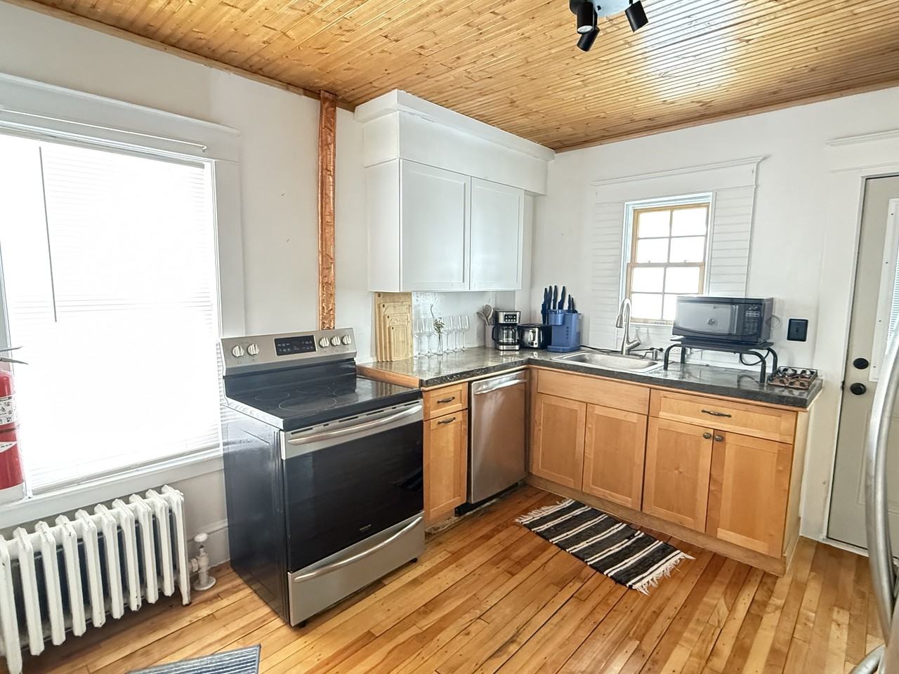 292 Hillside Ave #1 - Photo 3 of 11