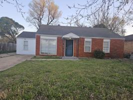 featured image of 2505 Nw Lincoln Ave #1