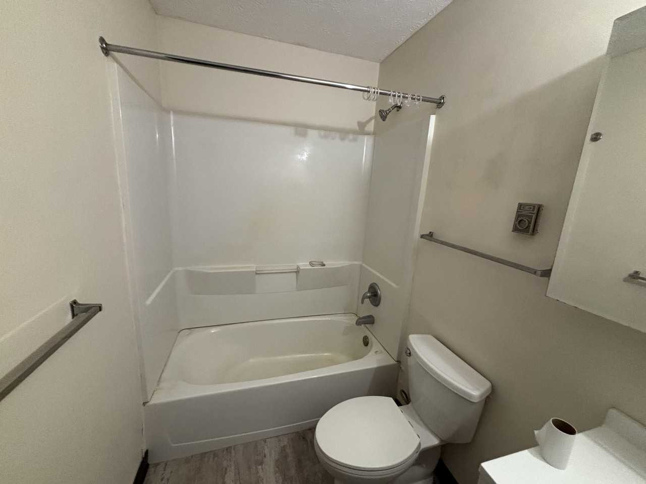 3845 Timberview St Nw #3845 - Photo 4 of 7