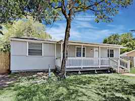 featured image of 7509 N Saint Peter Ave