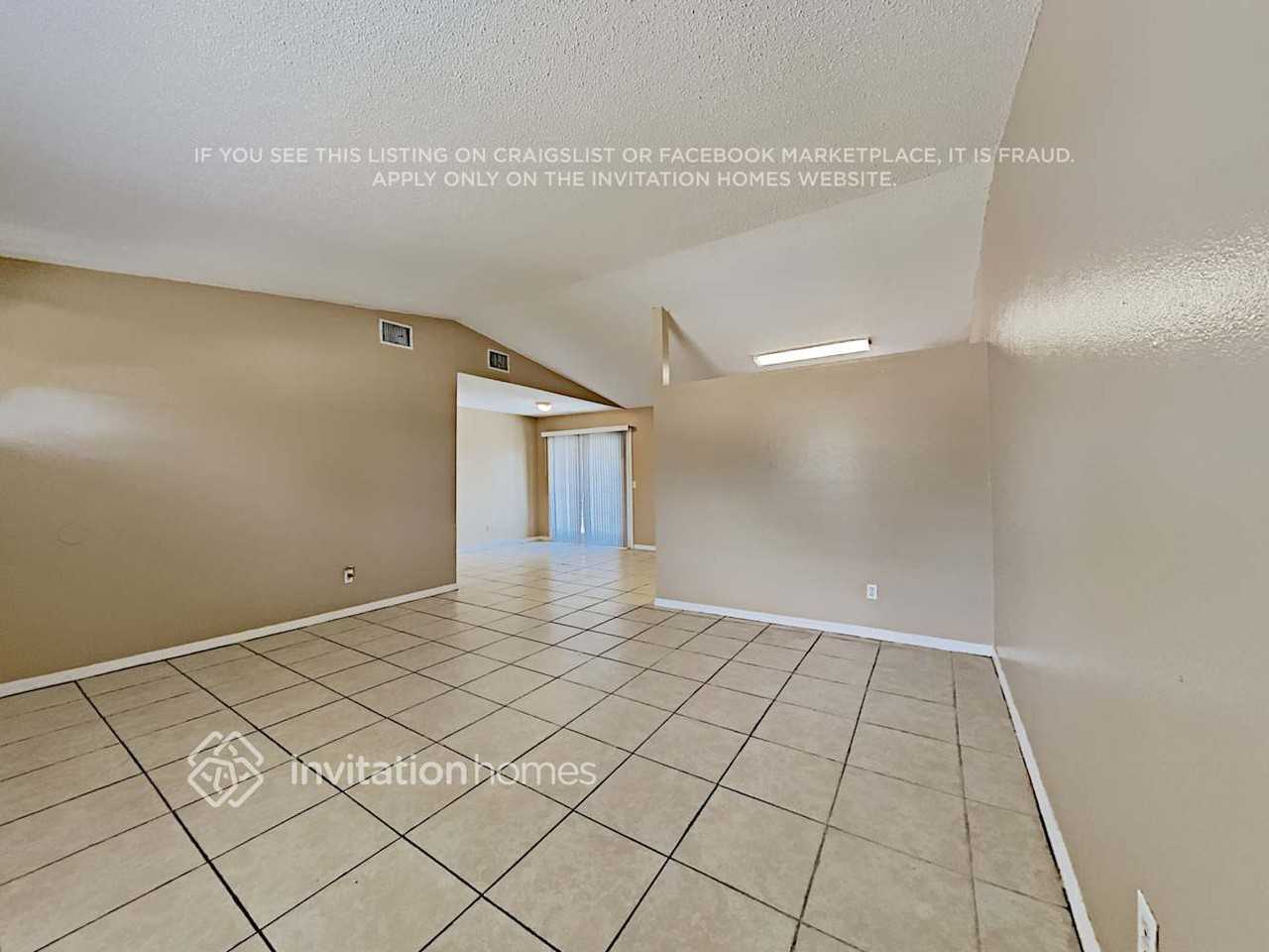 7509 N Saint Peter Ave - Photo 4 of 14